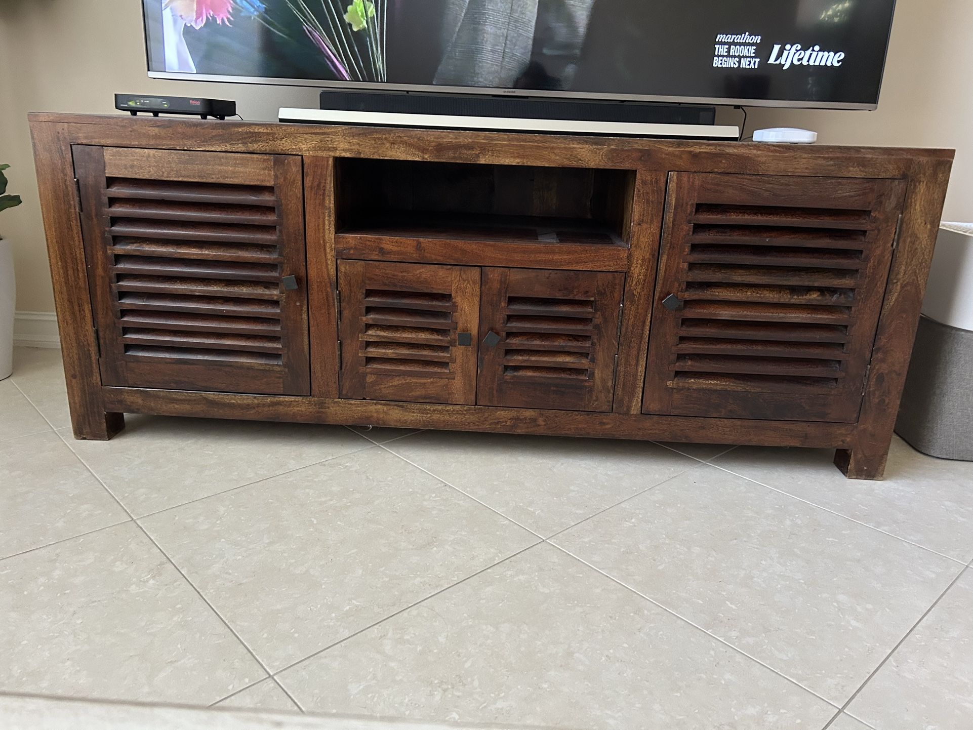Wood Louver Door TV Stand with Media Storage
