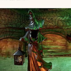 Cracker Barrel Halloween Witch Decoration with LED 