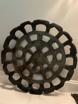 Solid metal/bronze bowl