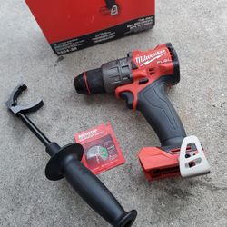 Milwaukee
M18 FUEL 18V Lithium-Ion Brushless Cordless 1/2 in. Hammer Drill/Driver (Tool-Only)