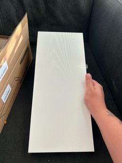 2 Floating shelves