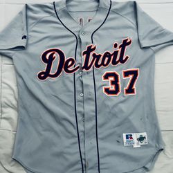 Size 38 Detroit Tigers (Whitt)
