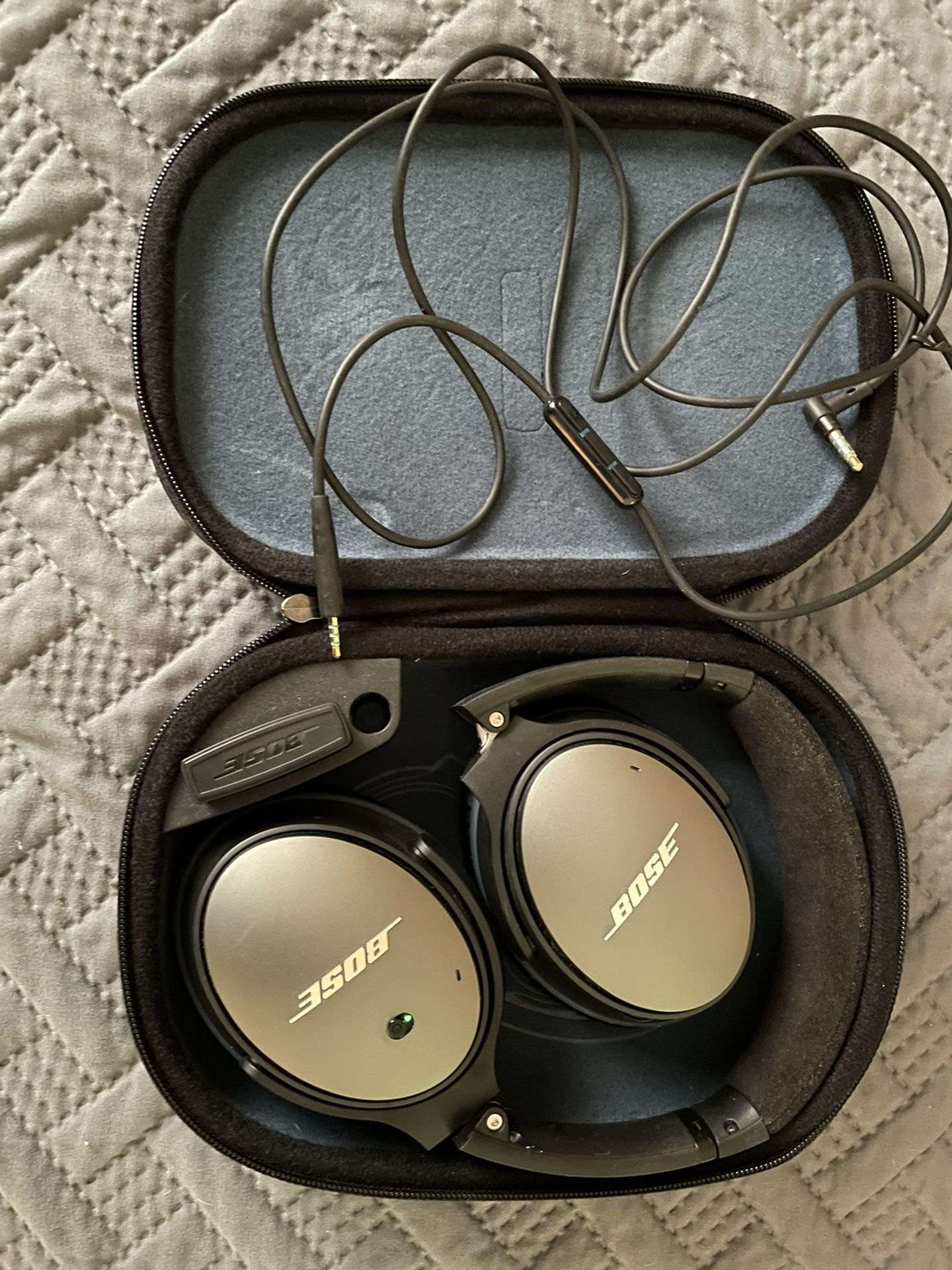 Bose Qc25 Noise Cancelling Earphone