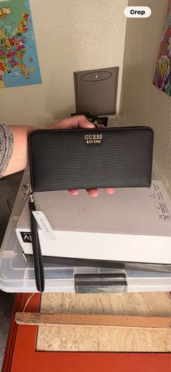 Guess Wallet