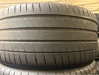 Tires 265-40r21 Michelin