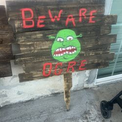 Shrek Props