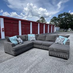 Grey sectional from Ashley furniture *Delivery Available*