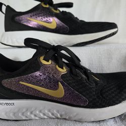 NEW  NIKE LEGEND REACT 4.5Y Youth Running Shoes