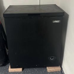 Arctic King 7.0 Cu ft Chest Freezer