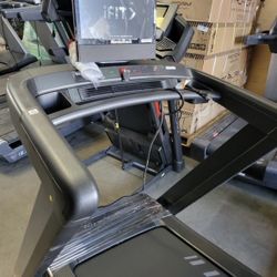 FULLERTON - 2025 Model Nordictrack Commercial 1750 Treadmill - 1300$