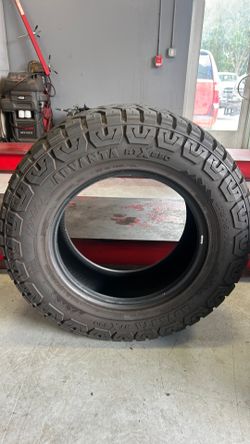 FOUR USED TIRES  LT 275-70-18  R/T