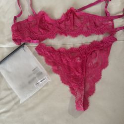 SHEIN 2pcs Plus Size Women  Pink Lace Lingerie Set 🩷