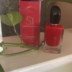Armani Si Passione 50 Ml ,, 95% Full 