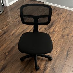 Rolling Swivel Chair
