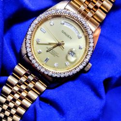 Gruen Swiss Presidential Crystal Accented Day Date Vintage Men's Watch