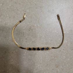 14 K Gold Bracelet.  Weight Is 4 Grams 
