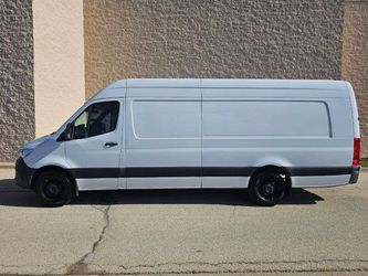 2021 Mercedes-Benz Sprinter 2500 Crew