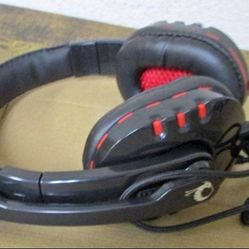 Gaming Keyboard and Mouse and Mouse pad and Gaming Headset
