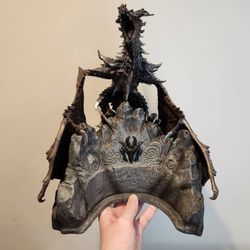 The Elder Scrolls V: Skyrim Collectors Edtion Alduin Statue

