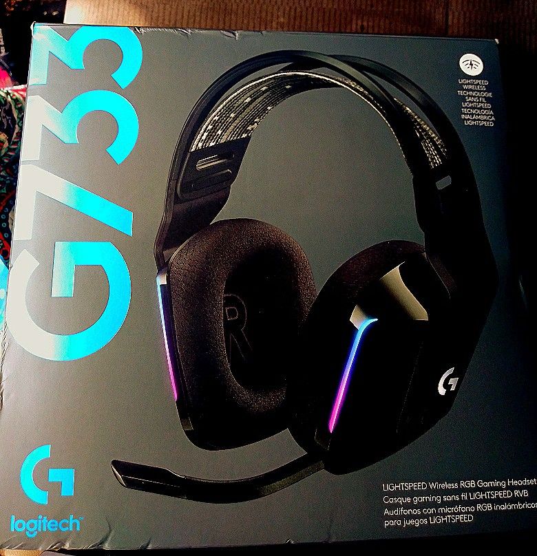 Logitech G733 Lightspeed Wireless RGB Gaming Headset