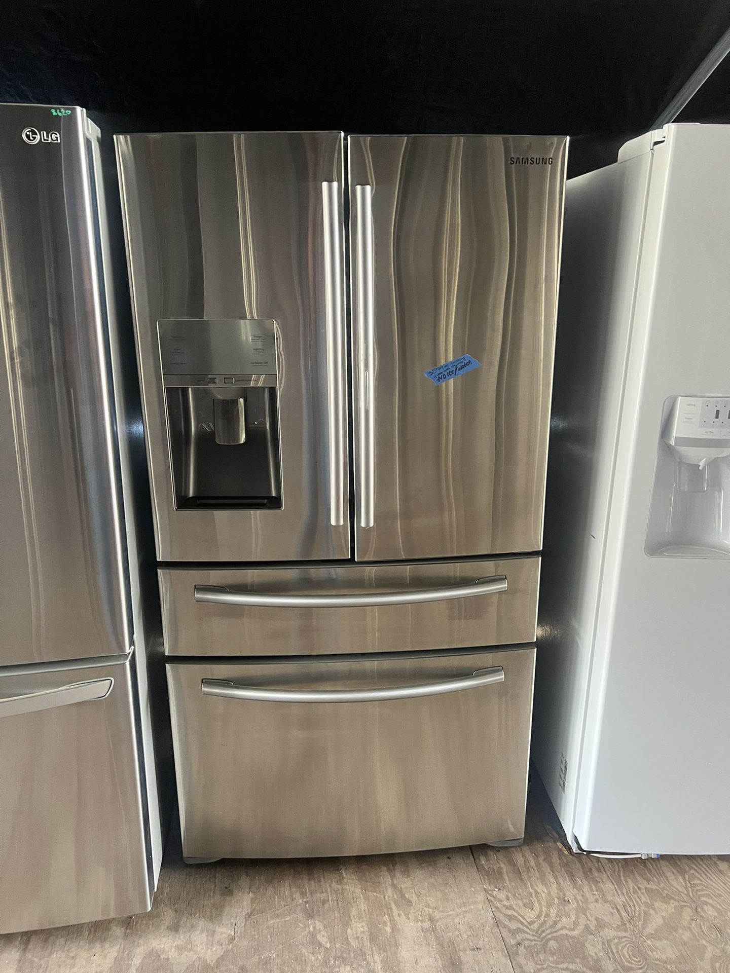 LG counter depth four-door refrigerator French door works great 60 day warranty