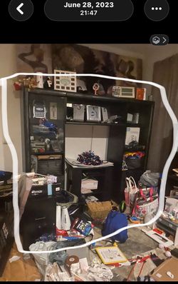 Multiple items; Must go; Different prices; READ description: $