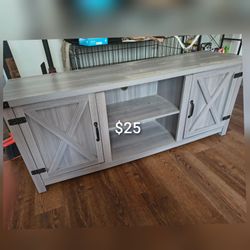 Farmhouse TV Stand with Barn Doors