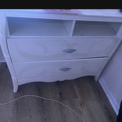 Girl Room Dresser 