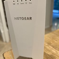 Netgear wi-fi extender Nighthawk EX7500 