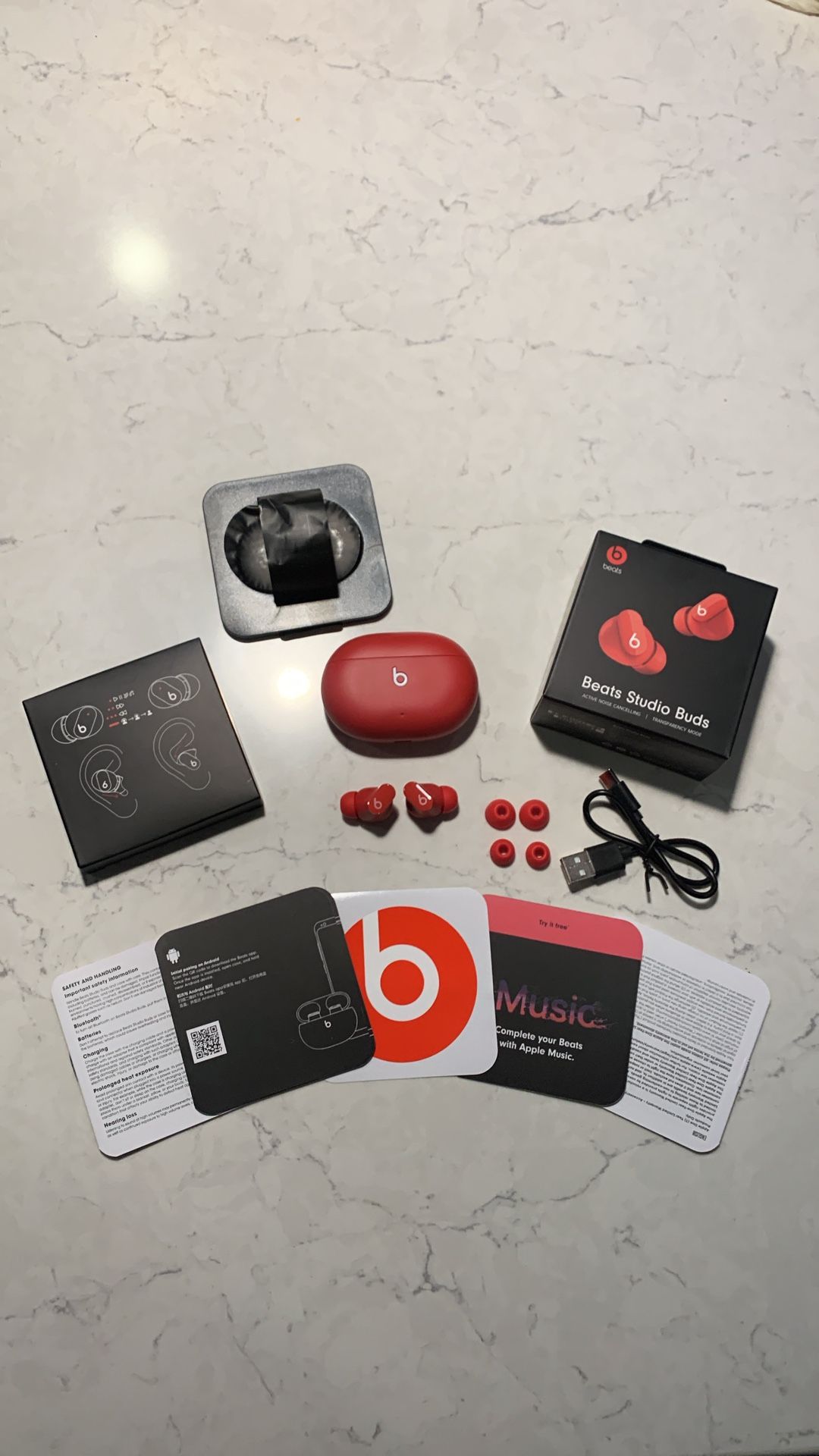 Beats Studio Buds - Red