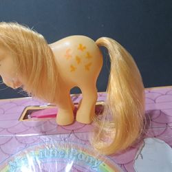 Vintage  My Little Pony Hasbro 1982 Buttercotch $25.00