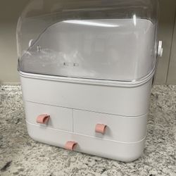Makeup Organizer