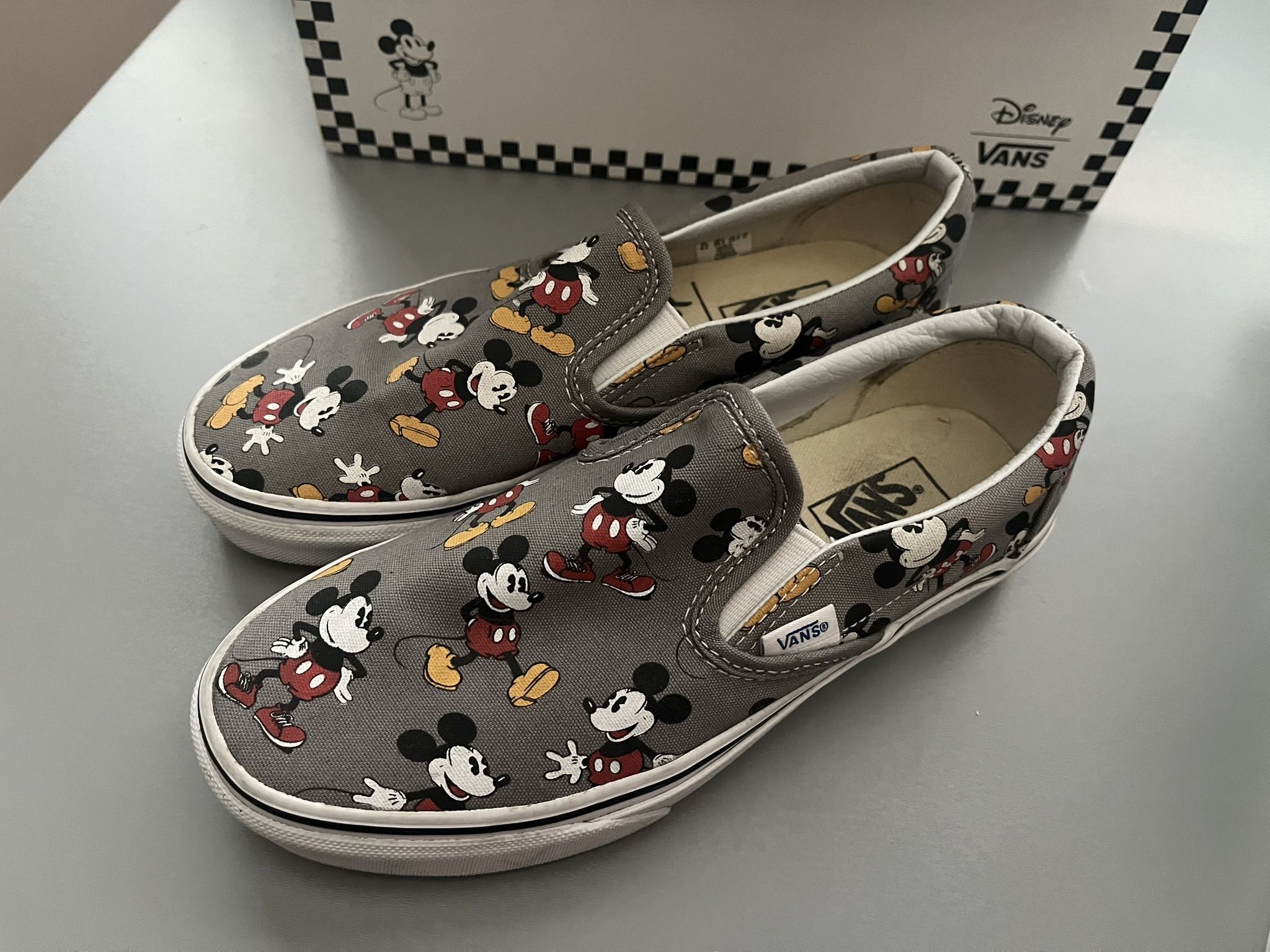 Mickey And Minnie Vans