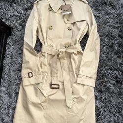 Authentic Womens Burberry Coat