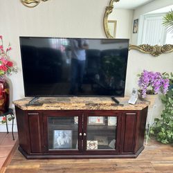 50 Inch Tv Including Tv Stand 