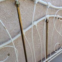 Vintage Full Size Metal Headboard And Footboard 