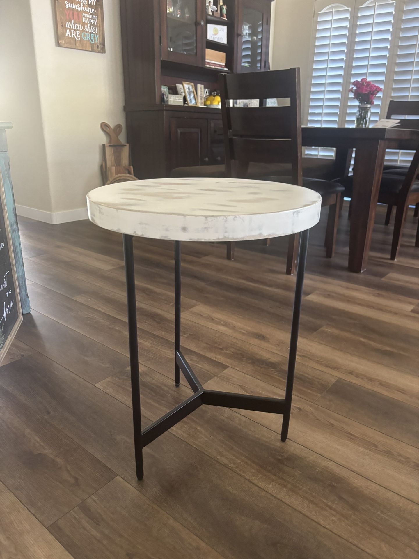 Shabby Chic End/Side Table