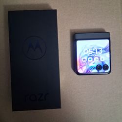 Motorola Razr 2024 5G Unlocked
