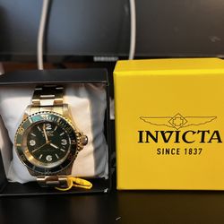 Invicta Specialty Men’s Watch Gold