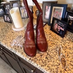 Women cowboy boots