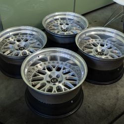 WORK VSXX 18” WHEELS
