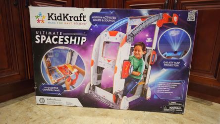 KidKraft Ultimate Spaceship Wooden Pretend Play Set with Lights Sounds and Space Projector