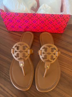 Gorgeous Brand New in box Tory Burch Sandals size 7