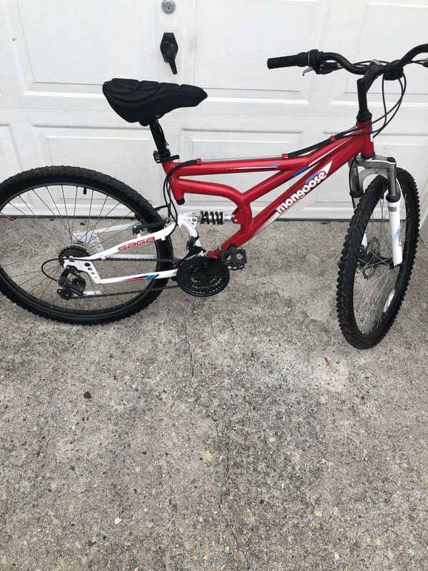 mongoose saga mountain bike