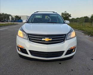2016 chevrolet traverse LT 3 filas de asientos # techo panoramico