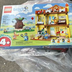 LEGO. Bluey Edition 4+ 