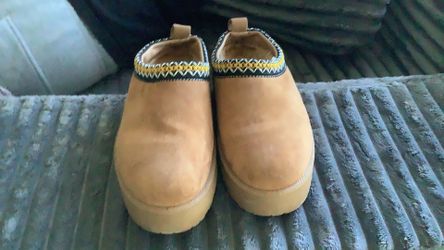 Olivia and Kate clog shoes size 3