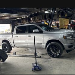 24x14s Branew Rims And Tires 