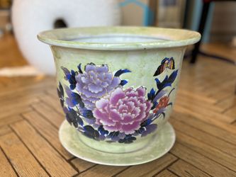 Oriental Chinese Porcelain Planter Flower pot