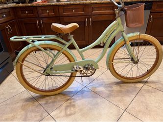 Used Huffy cruiser women bike